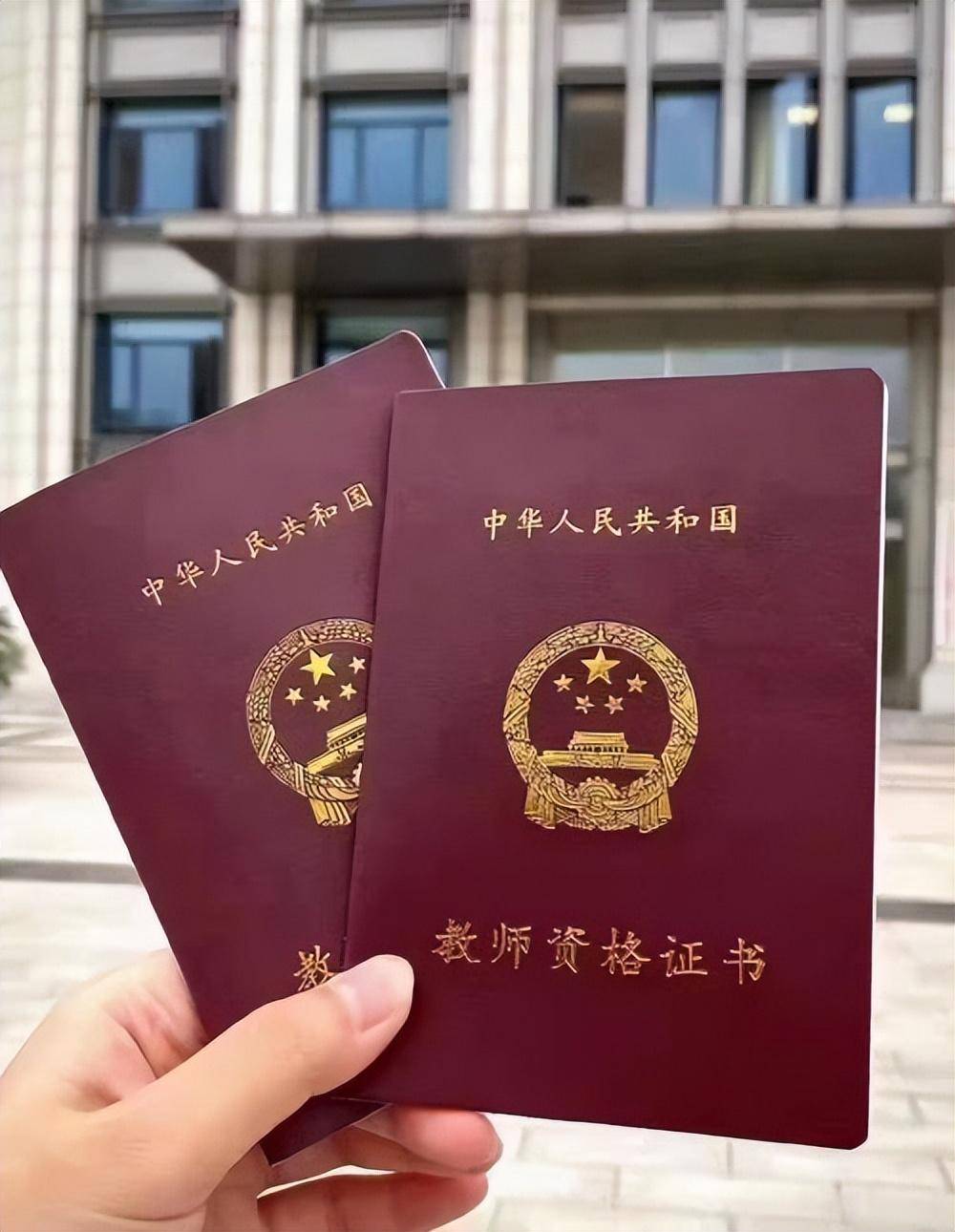 为什么说本地证书制作服务正在淘汰传统办证渠道